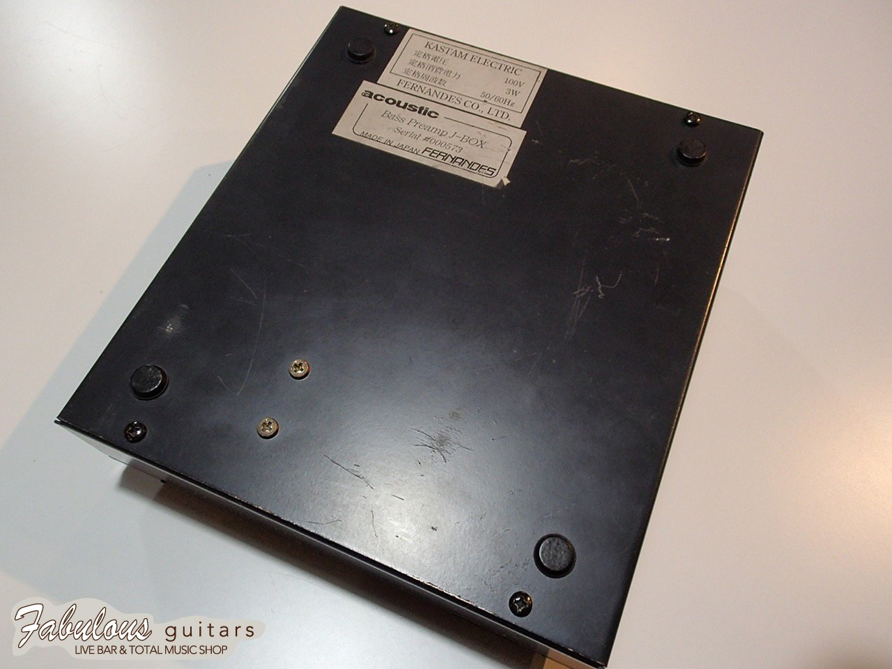 acoustic J-BOX – Fabulous guitars